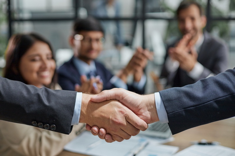 Hukum Ketenagakerjaan & Hubungan Industrial